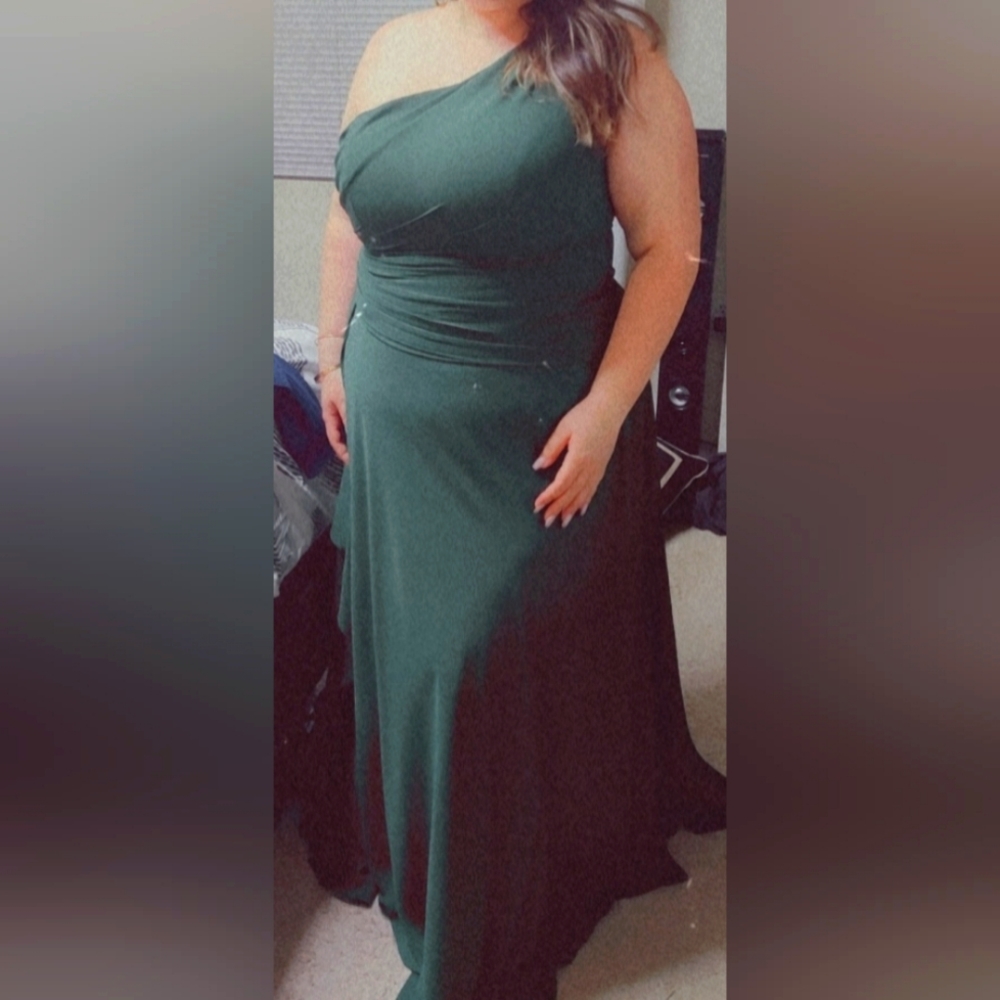 David's bridal Size 18 Forest green wedding gown